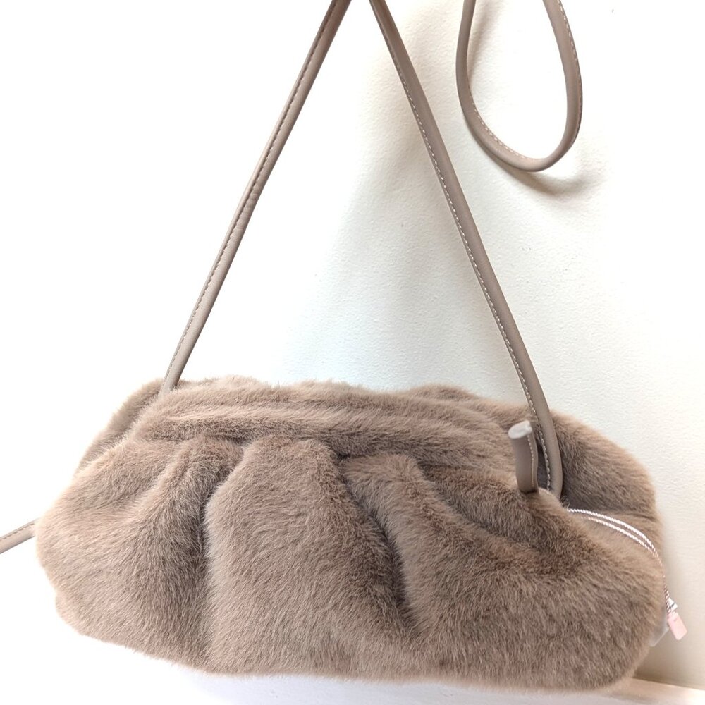 Light Brown Faux Fur Pouch Crossbody Bag – Leather Strap, Bottega Style, Medium